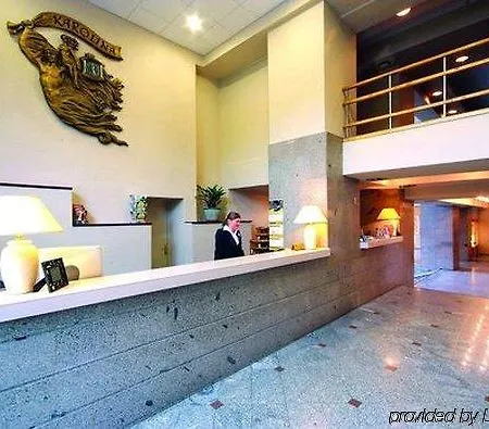 Готель Karolina Park