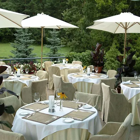 Karolina Park Hotel
