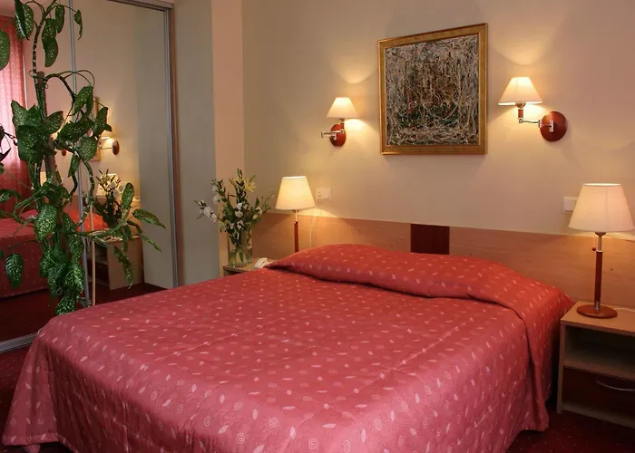 Karolina Park Hotell 3*
