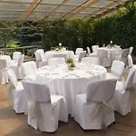 Otel Karolina Park