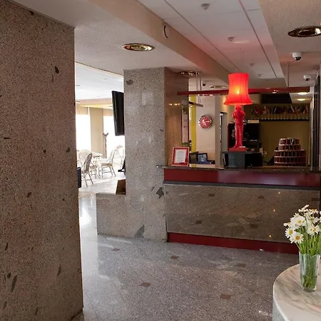 酒店 Karolina Park