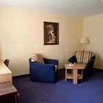 Hotel Karolina Park 3*